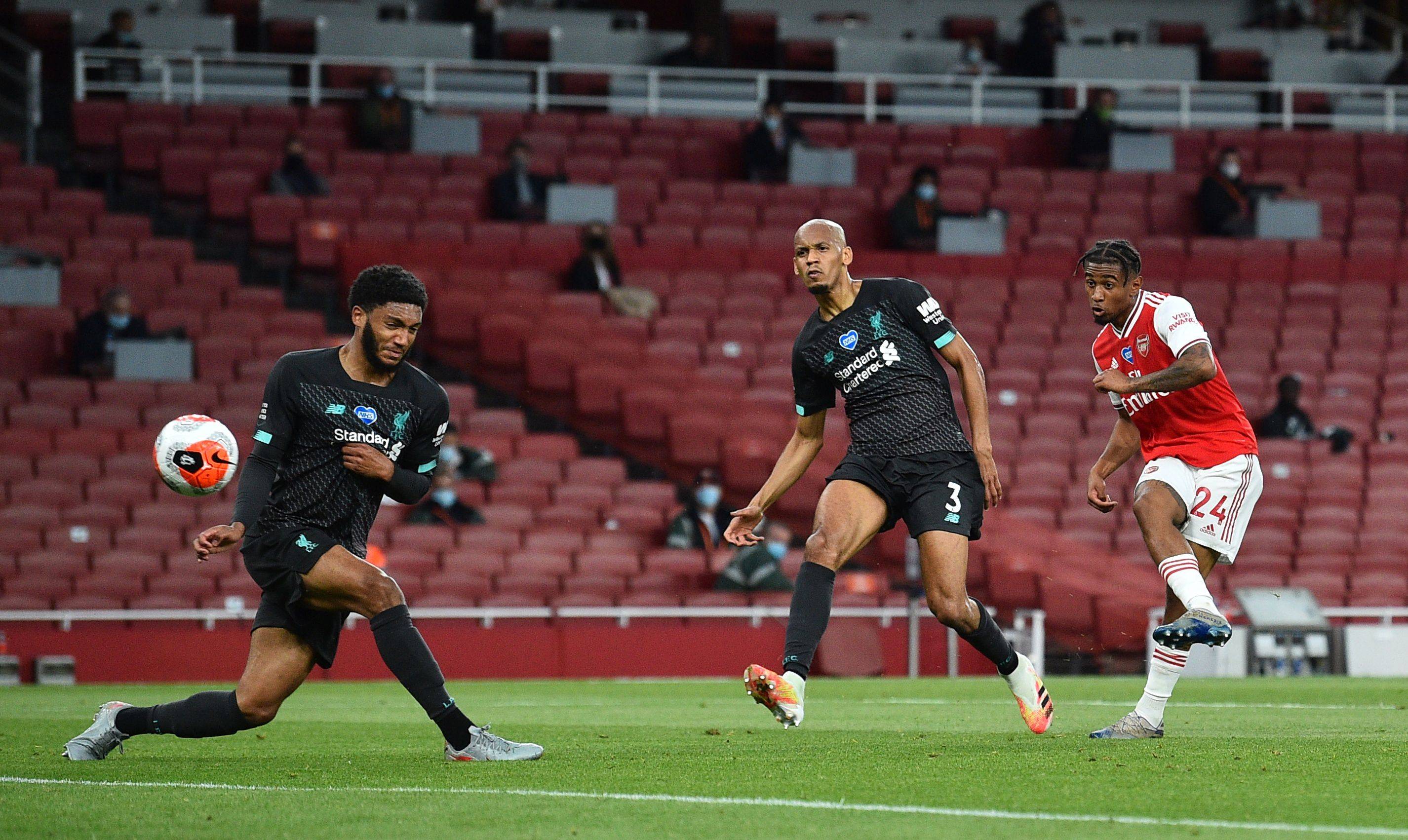 乓球比赛中 乓球比赛中